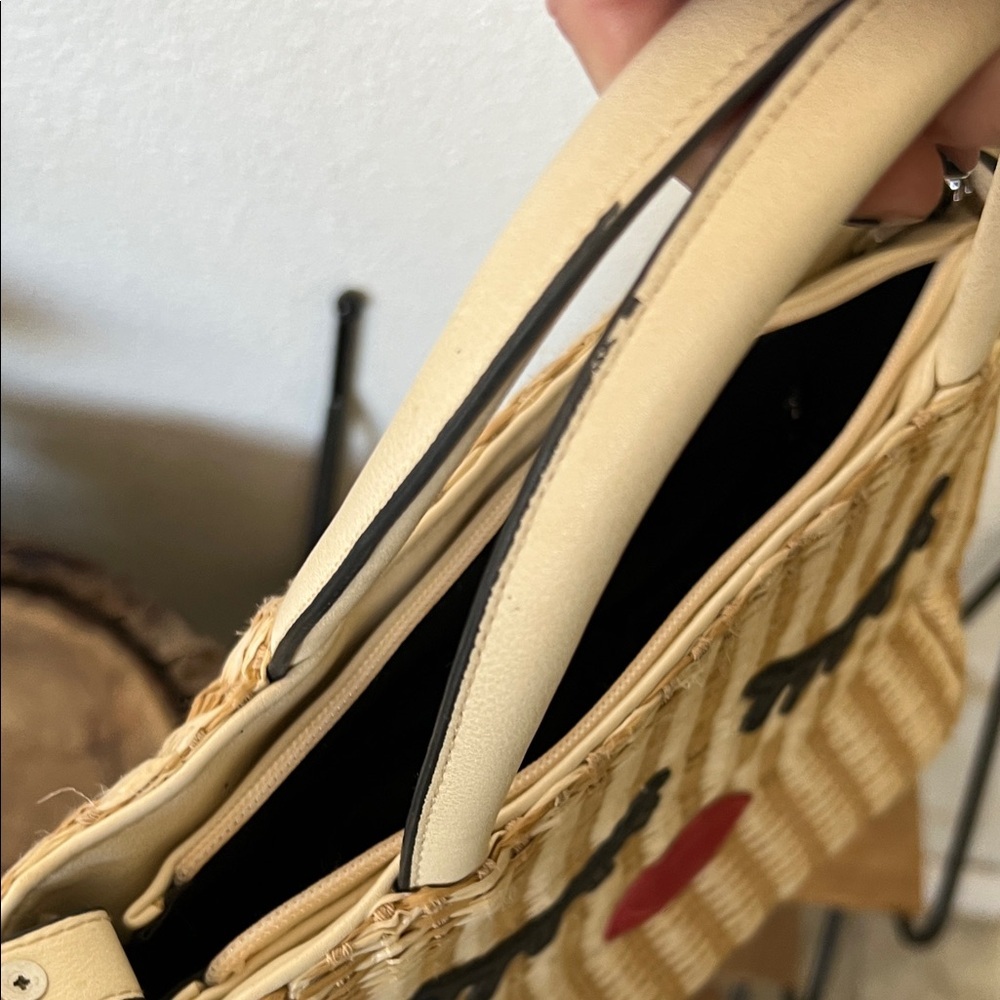 Circus by Sam Edelman Beige Face Design Crossbody Bag! So Cute! EUC - Picture 8 of 12